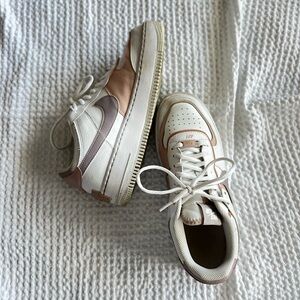 Nike shadows white sneakers  / size 9.5 / gently used / mauve pink purple